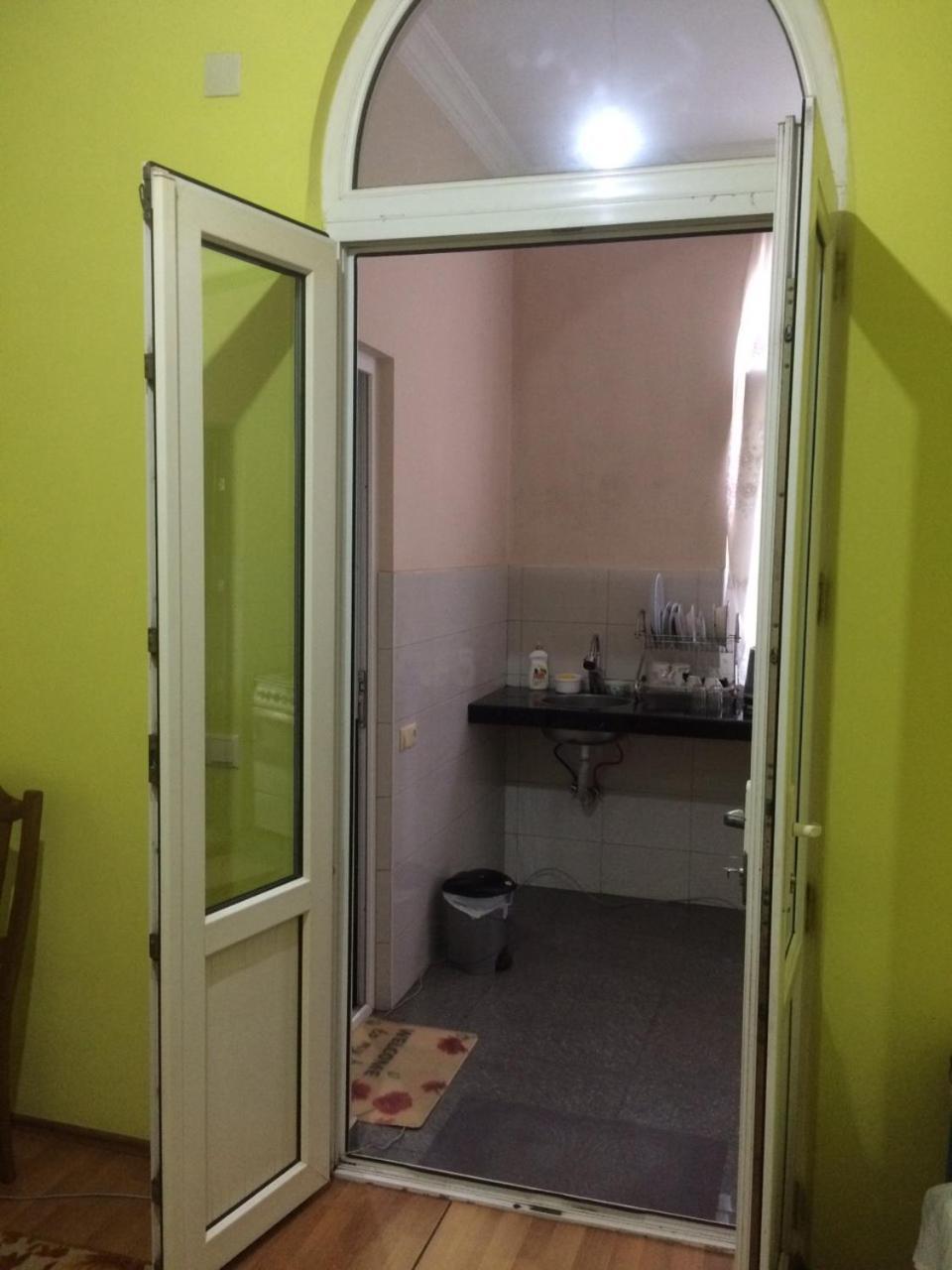 Batumi Guesthouse 28A Eksteriør bilde