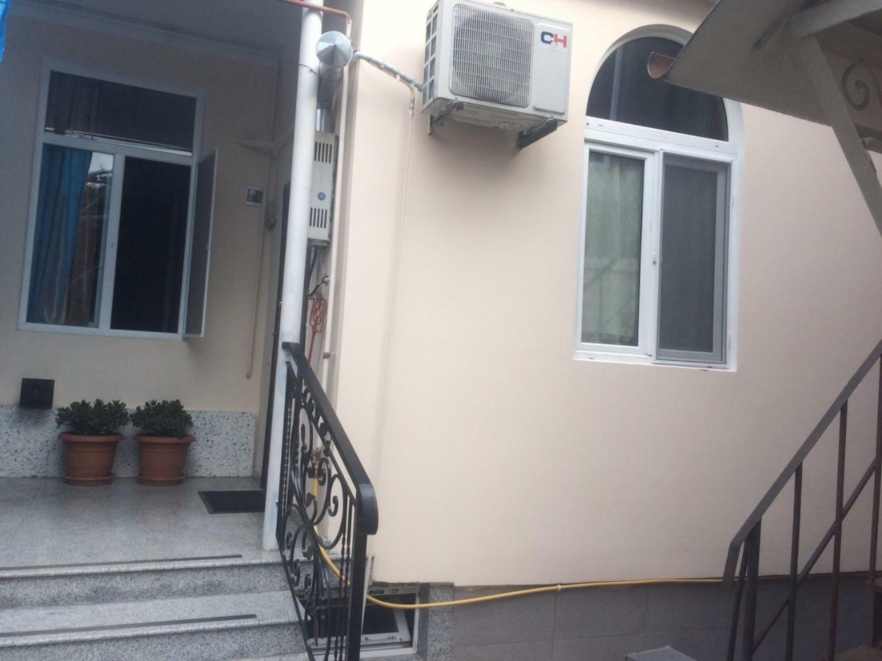 Batumi Guesthouse 28A Eksteriør bilde