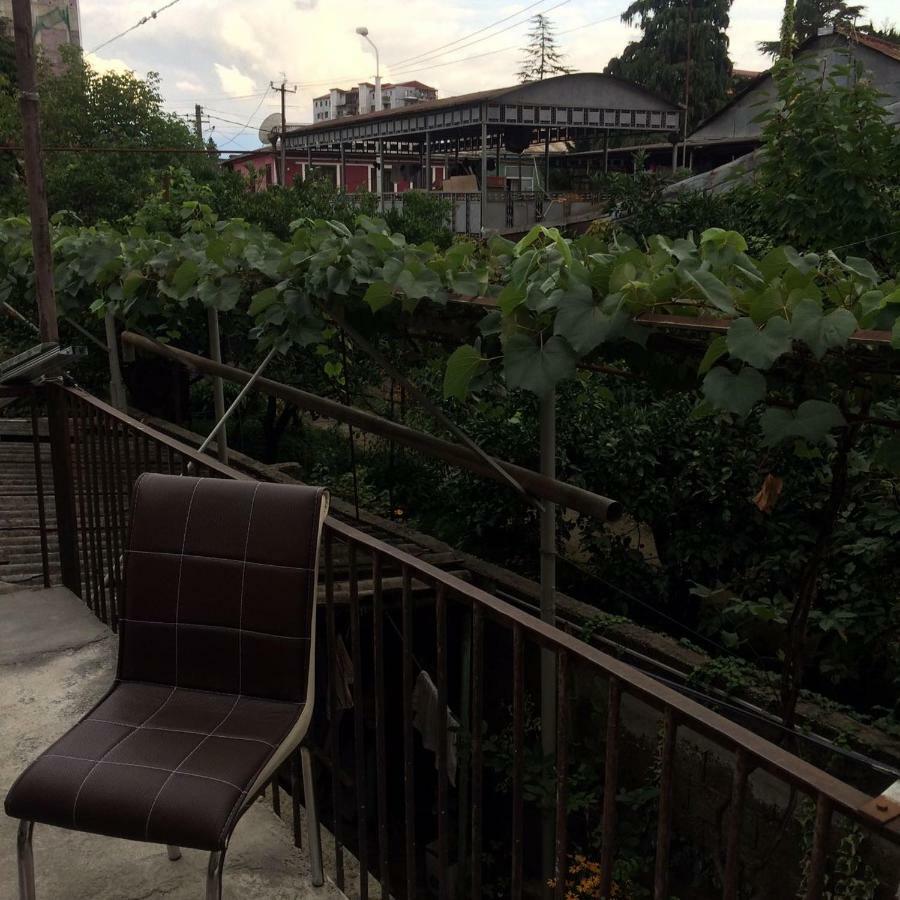 Batumi Guesthouse 28A Eksteriør bilde